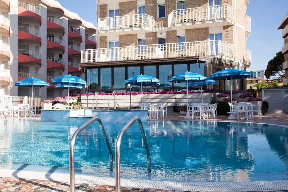 Regent'S Hotel Lido di Jesolo Exterior foto